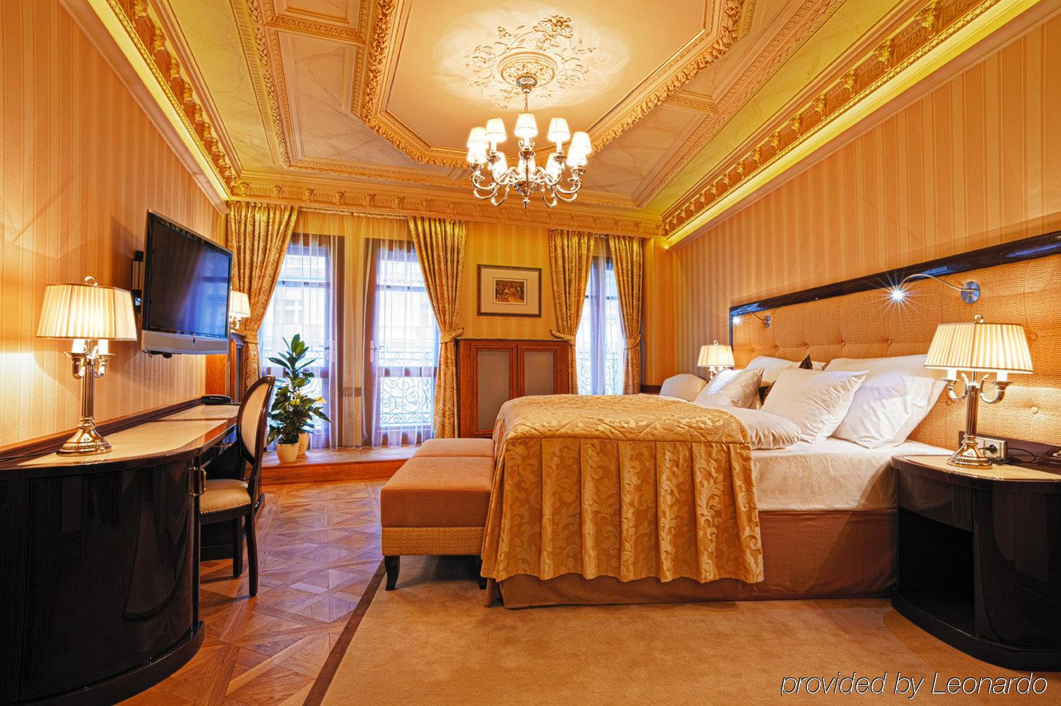 Quisisana Palace Karlovy Vary Exterior photo