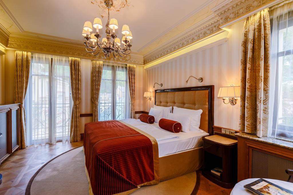 Quisisana Palace Karlovy Vary Exterior photo